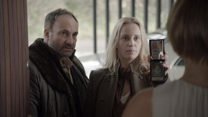 The bridge season sales 1 episode 1